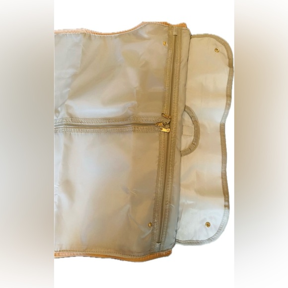 Pink Luxy Duffle Bag - Luxury Brand - Picture 5 of 9